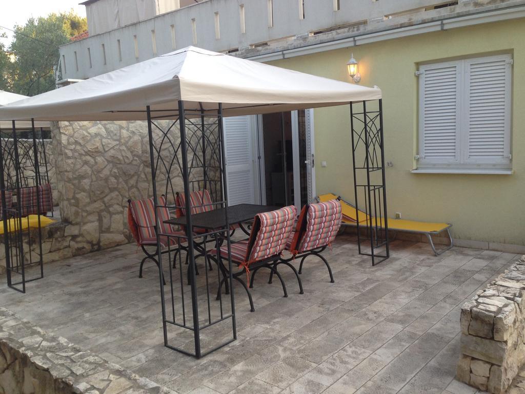 Apartments Casa Nostra Биоград на Мору Екстериор снимка